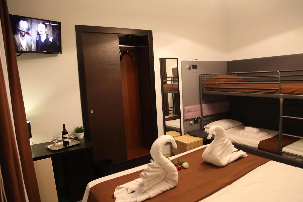 Sleep In Naples