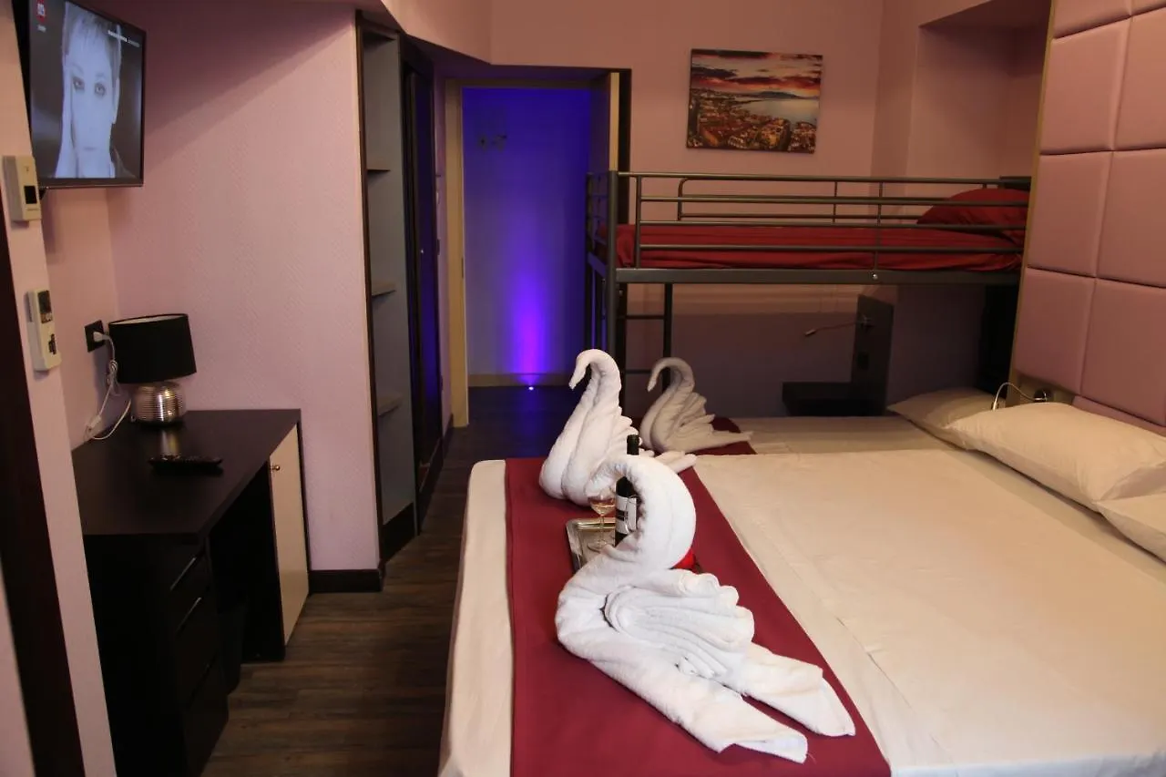 Bed & Breakfast Sleep In Naples