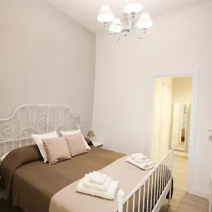 Bed & Breakfast Chiaia Bridge, Naples