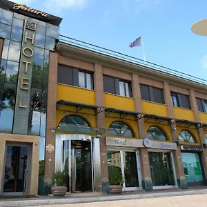 4* Hotel Futura Centro Congressi